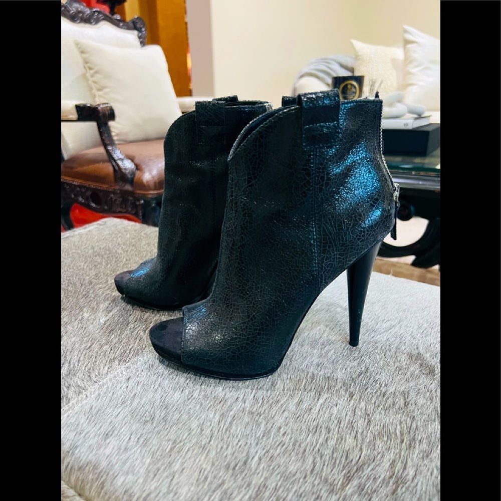 Nine west booty